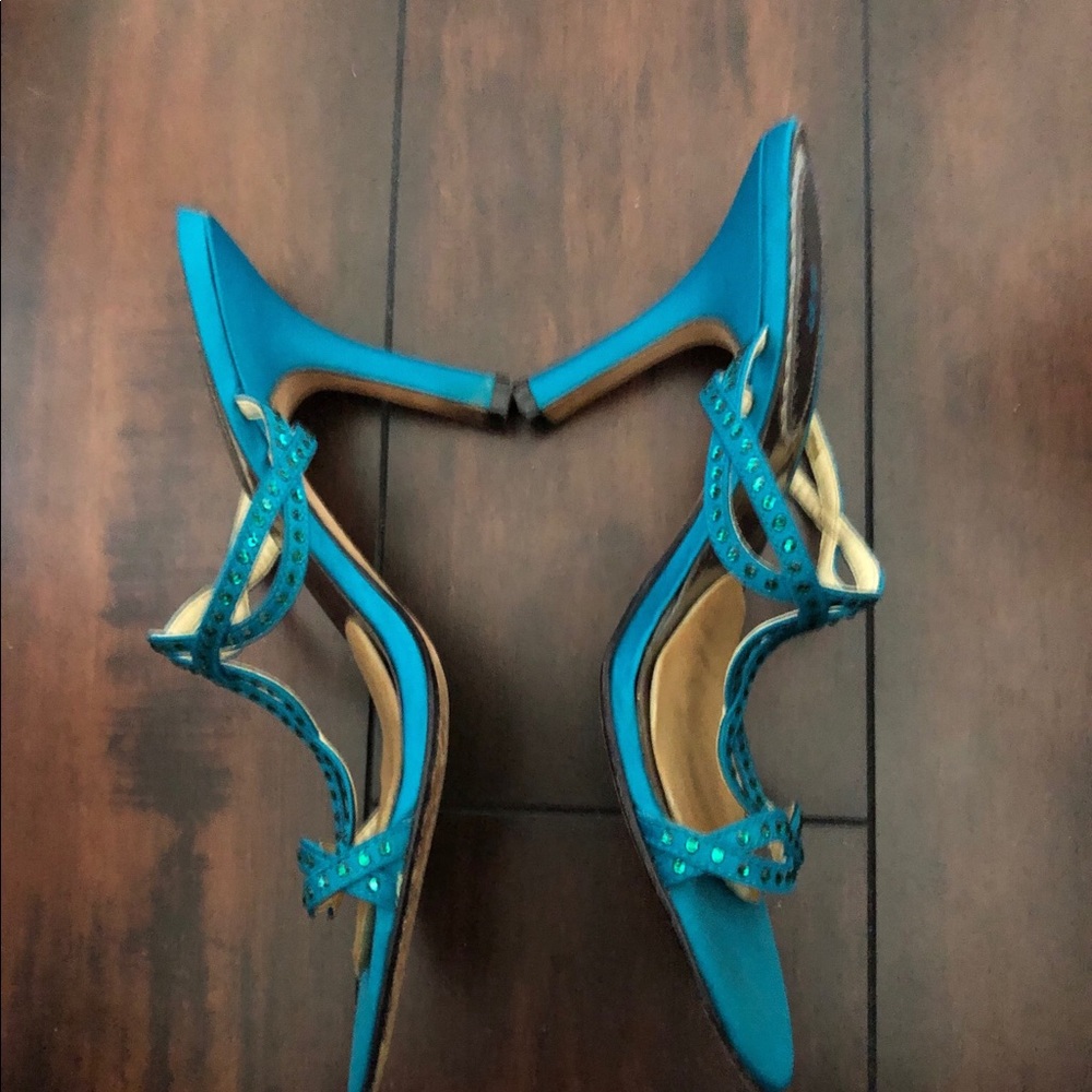 Shoes - Picture 3 of 5